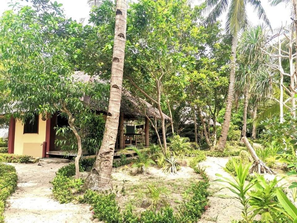 Sulu Sunset Beach Resort Nauhang Εξωτερικό φωτογραφία